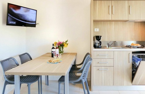 Cavalcaselle Apartment | Lovely apartment for 6 people with WIFI, pool, A/C, TV and balcony