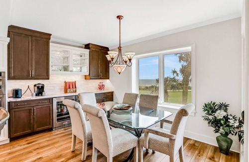 Fernandina Beach Condo | Lovely Amelia Island Condo with pool, W/D & central AC