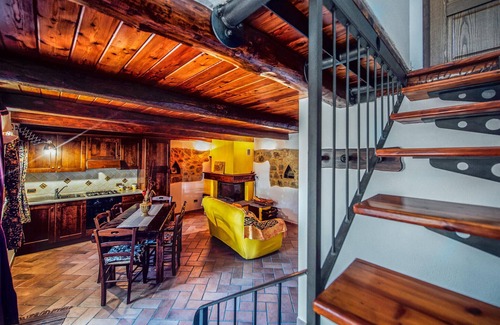 Castiglione d'Orcia Apartment | Lovely apartment in Castiglione d'Orcia