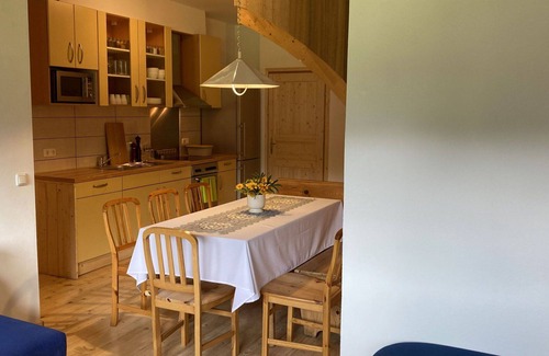 Muhldorf Apartment | Lovely apartment for 8 guests with WIFI, balcony and parking