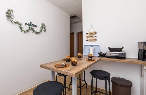 Cesarica Apartment | Lovely apartment in Karlobag- Ribarica