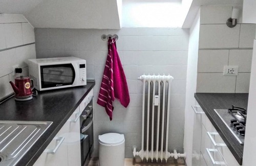 Riva del Garda Apartment | Lovely apartment for 5 people with WIFI, A/C, TV and patio