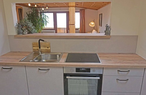 Sellrain Apartment | Lovely apartment for 6 people with WIFI, TV, balcony and parking