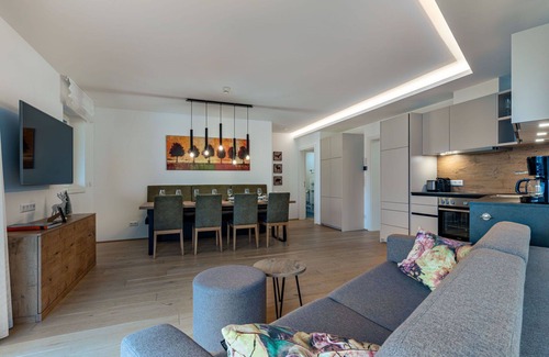 Annenheim Apartment | Lovely apartment for 3 guests with WIFI, TV, balcony and parking