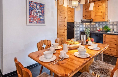 Lenzerheide Apartment | Lovely apartment for 4 guests with TV and balcony