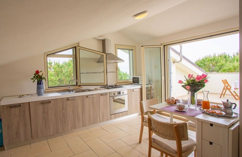 Foggetta Apartment | Lovely apartment for 10 people with A/C, WIFI, TV, patio, pets allowed, panoramic view and parking