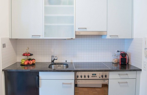 Ascona Apartment | Lovely apartment for 2 guests with WIFI, TV, balcony, pets allowed and parking