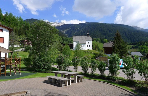 Acletta Apartment | Lovely apartment for 4 guests with pool, WIFI, TV, balcony, panoramic view and parking