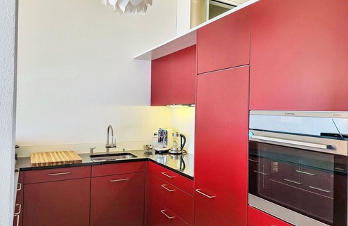 Gordola Apartment | Lovely apartment for 4 guests with patio, pets allowed, panoramic view and parking