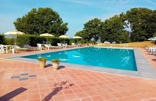 Santarello Apartment | Lovely apartment for 4 people with WIFI, pool, pets allowed and parking