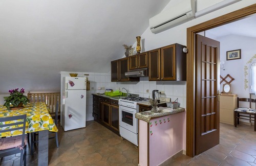 Torrazza Apartment | Lovely apartment for 4 guests with WIFI, A/C, TV, balcony and panoramic view