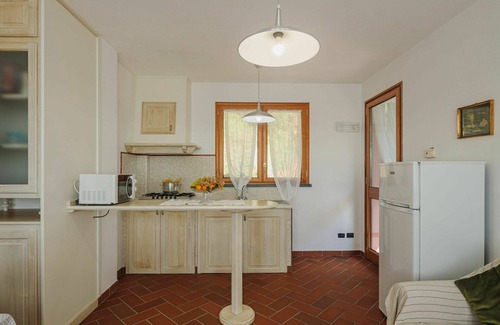 Massa Apartment | Lovely apartment for 4 people with WIFI, TV and parking