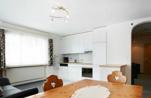 Sedrun Apartment | Lovely apartment for 5 guests with WIFI, balcony, pets allowed and parking