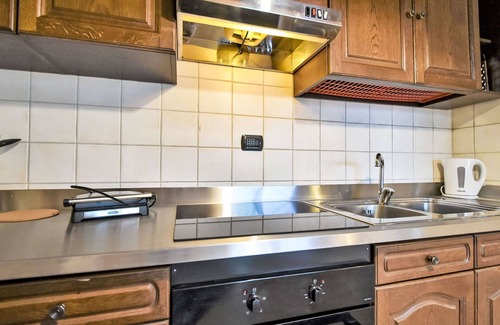 Prata Camportaccio Apartment | Lovely apartment for 5 people with WIFI, TV, terrace, pets allowed and parking