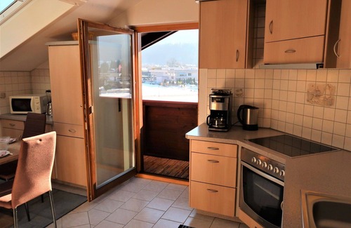 Bad Haering Apartment | Lovely apartment for 6 guests with WIFI, TV, terrace, panoramic view and parking