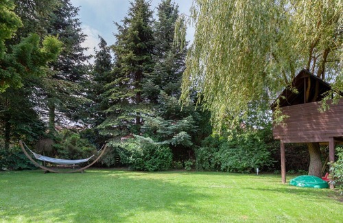 Sława Apartment | Lovely apartment for 6 people with pool, WIFI, A/C, TV and parking