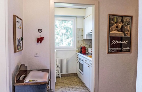 Randogne Apartment | Lovely apartment for 5 guests with WIFI, TV, balcony and parking