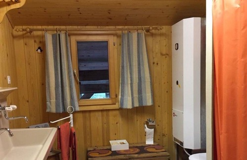 Oberwil im Simmental Apartment | Lovely apartment for 5 people with WIFI, balcony and parking