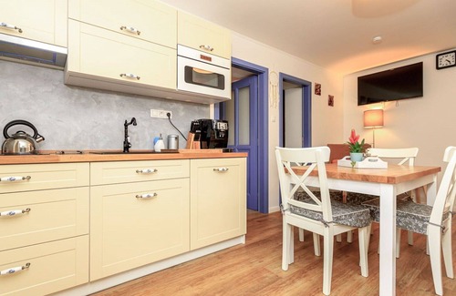 Arnoltice Apartment | Lovely apartment for 4 people with WIFI, TV, terrace and parking