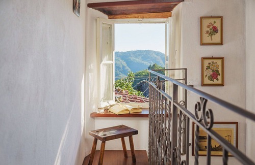 Gello Apartment | Lovely apartment for 6 people with terrace and pets allowed