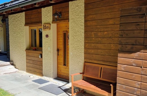 Granges House | Lovely apartment in villa for 8 people with WIFI, TV, terrace, pets allowed and parking