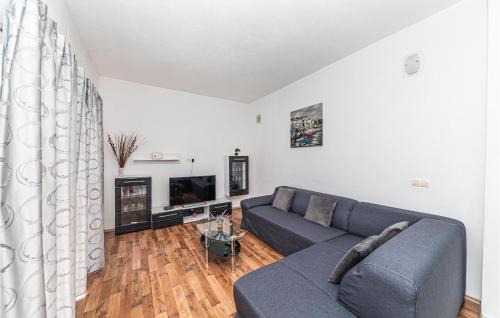 Blizna Donja Apartment | Lovely Apartment In Blizna Donja
