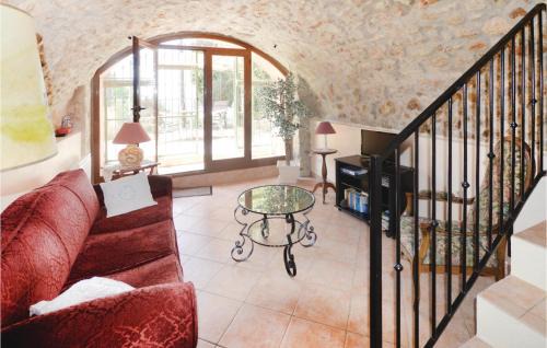 Porcio Apartment | Lovely Apartment In Castagniers
