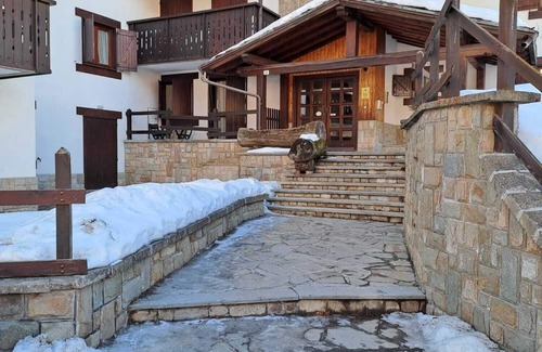 Champoluc Apartment | LOVELY APARTMENT IN CHAMPOLUC -6/8 BEDS - PETS ALLOWED