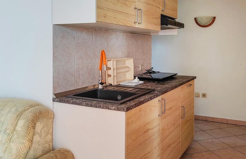 Municipality of Omisalj Apartment | Lovely apartment in Malinska with WiFi