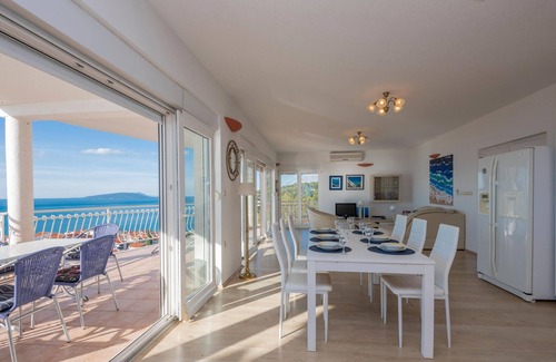 Podaca Apartment | Lovely apartment in Podaca with WiFi