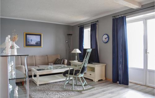 Saeveland Apartment | Lovely Apartment In Sævelandsvik