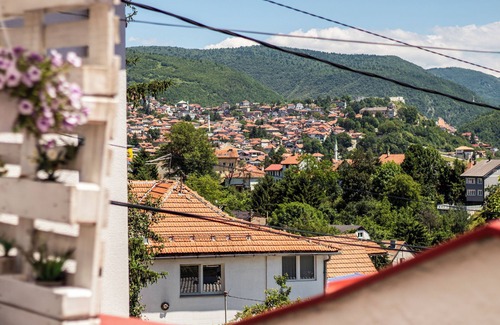 Sarajevo Apartment | Lovely apartment in the heart of Sarajevo! Pets welcome!