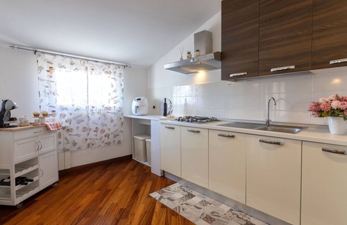 Porto Torres Apartment | Lovely apartment for 3 people with A/C, WIFI, TV, balcony and parking