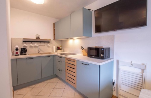 Bled Apartment | Lovely Apartment just above the lake Bled