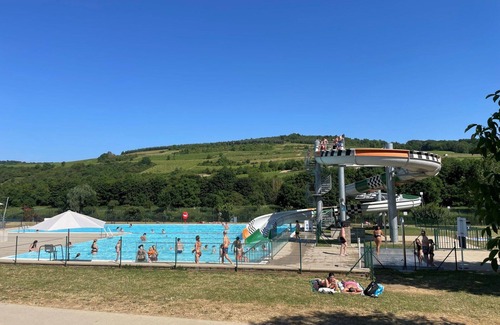 Rippig Apartment | Lovely apartment for 4 guests with pool, WIFI and TV