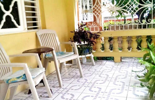 Northern Estates Apartment | Lovely Apartment near the Sea with Free Airport Transfers and Breakfast