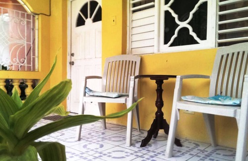 Northern Estates Apartment | Lovely Apartment near the Sea with Free Airport Transfers and Breakfast