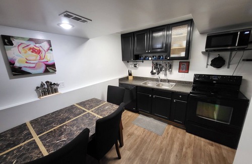 West Jordan House | Lovely Basement Suite-2 bedrooms/1 bath with FULL kitchen and laundry!