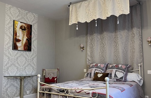 Purgerot Bed & Breakfast | Lovely bed and breakfast in an 18th-century house.