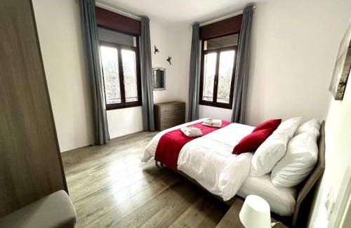Padova Apartment | Lovely Bridge View Apartment Close to Padua City Center