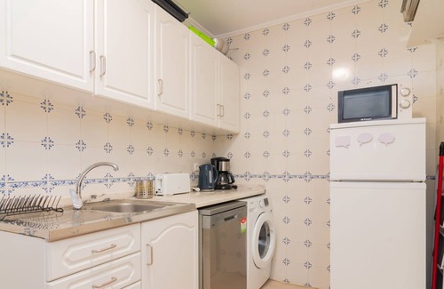 Santa Engracia Apartment | Lovely & Bright Family Flat W/Patio