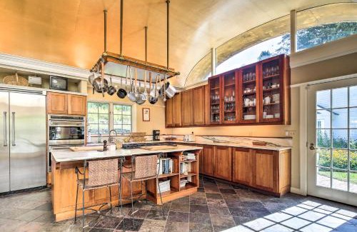 Brookfield House | Lovely Brookfield Home with Private Deck and Views