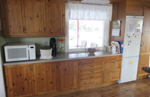 Nassjo Municipality House | Lovely cottage on lakeside plot