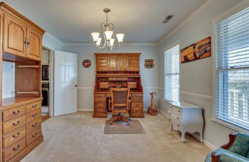 Decatur House | Lovely Decatur Home with Yard about 6 Mi to Town!