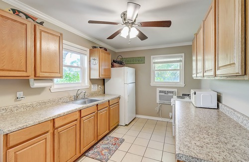 Rockport House | Lovely dog-friendly waterfront home with firepit, grill, balcony, & washer/dryer