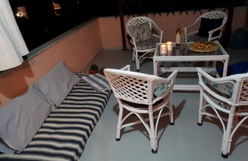Mytikas House | Lovely family vacation home next to the sea with beautiful sunsets