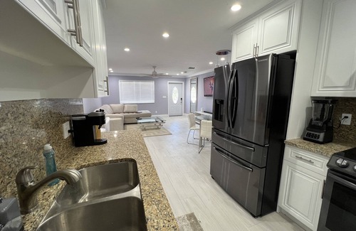 Greenacres Apartment | LOVELY GUEST HOUSE