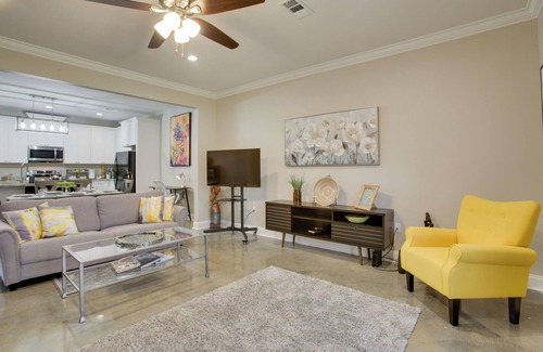 Hammond House | Lovely Hammond Getaway w/Patio & Yard!