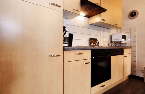 Richelle House | Lovely Holiday Home in Richelle with Barbecue