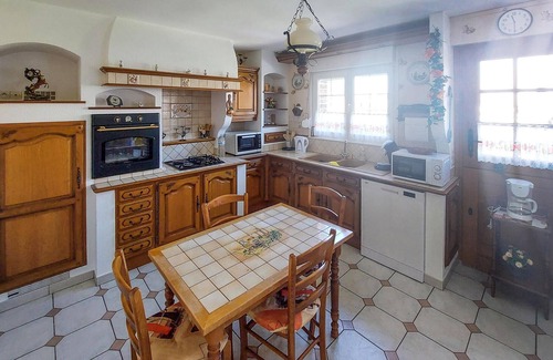 Quux-Haut-Mainil House | Lovely home in Quoux-Haut-Maînil